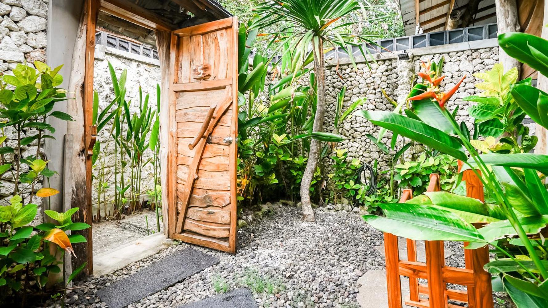 Apartment Alma Surf 5 - Cozy 01 Bed With Private Pool Uluwatu (Bali)